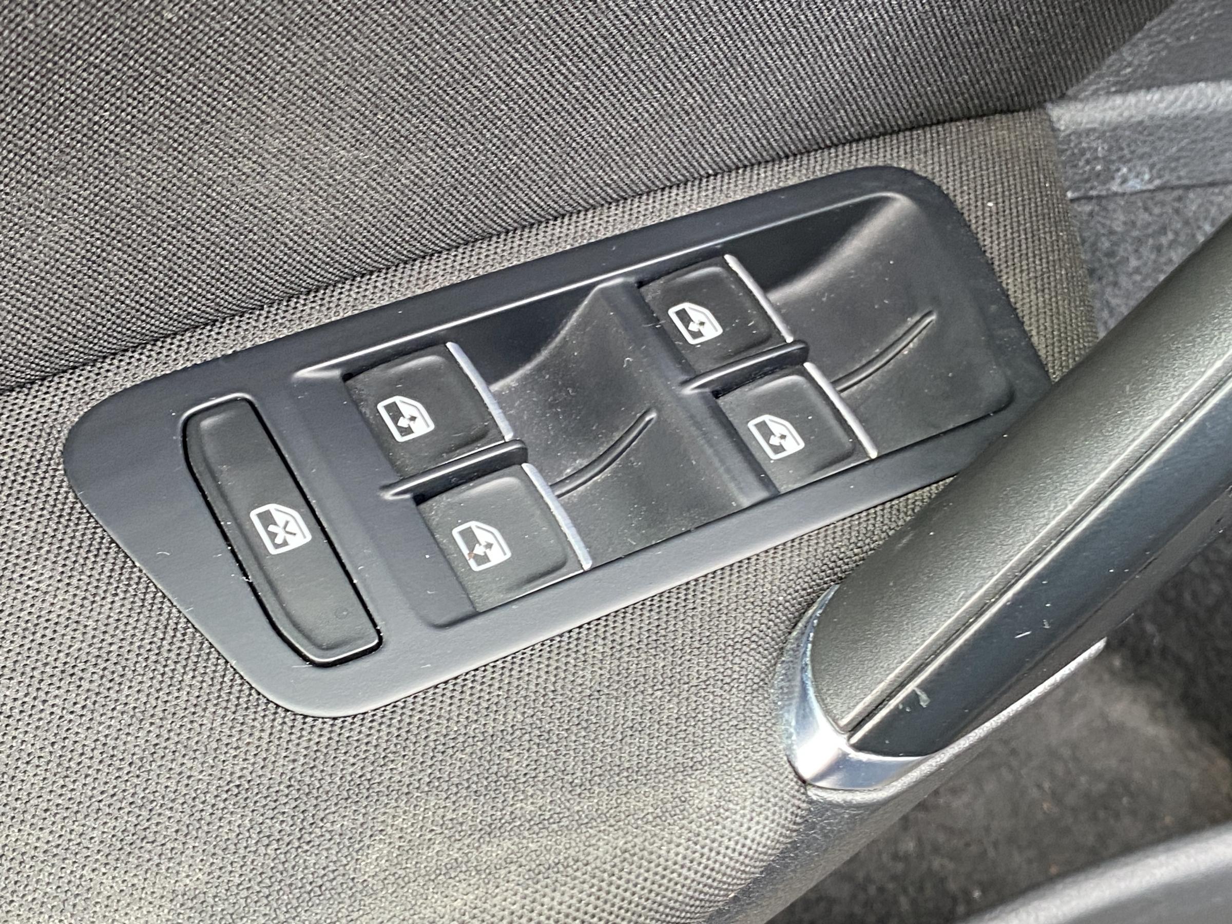 Volkswagen Golf, 2016 - pohled č. 11