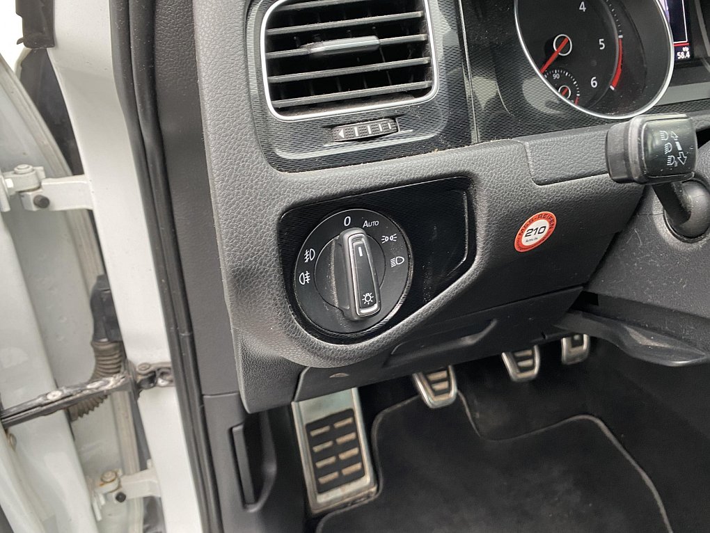 Volkswagen Golf 2.0 TDi GTD