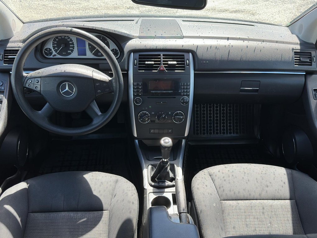 Mercedes-Benz Třída B 1.5i 