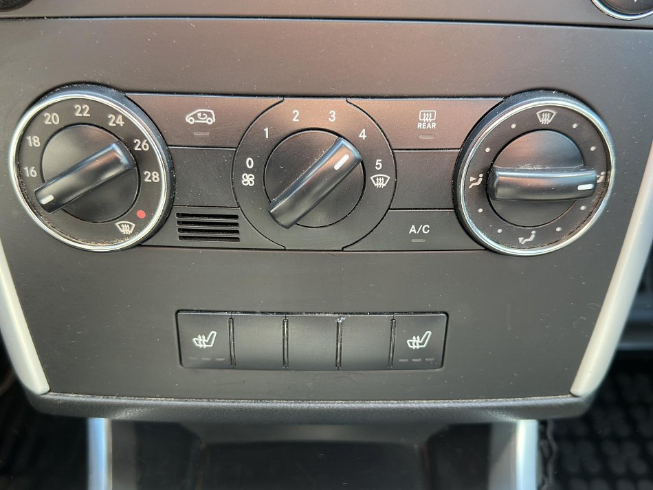 Mercedes-Benz Třída B 1.5i 