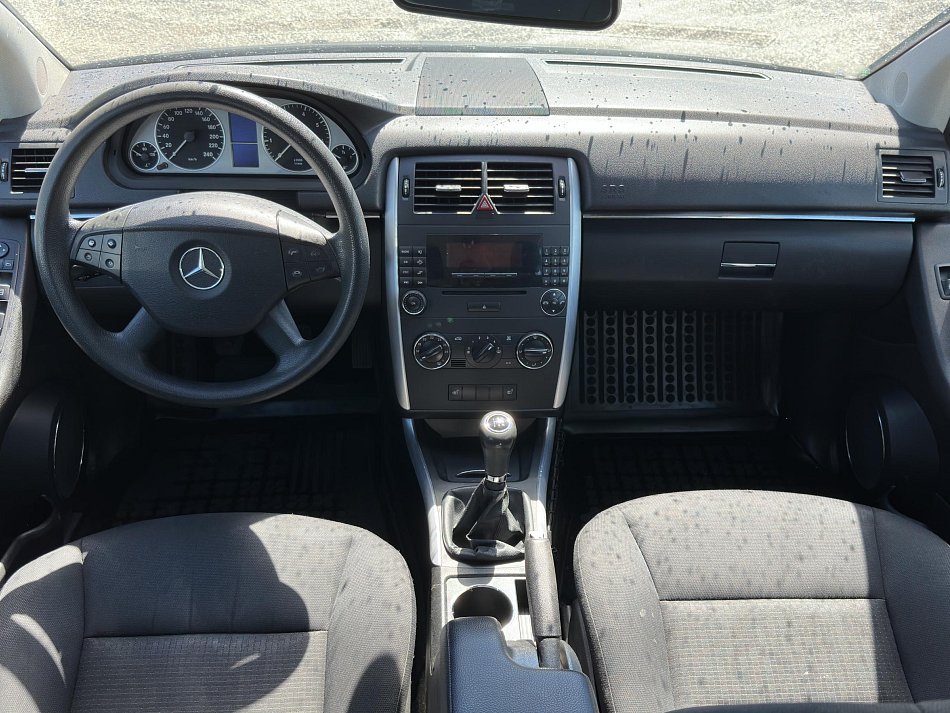 Mercedes-Benz Třída B 1.5i 