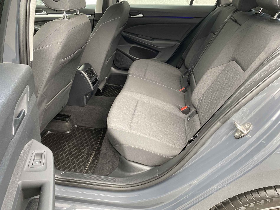 Volkswagen Golf 1.5e-TSi Life