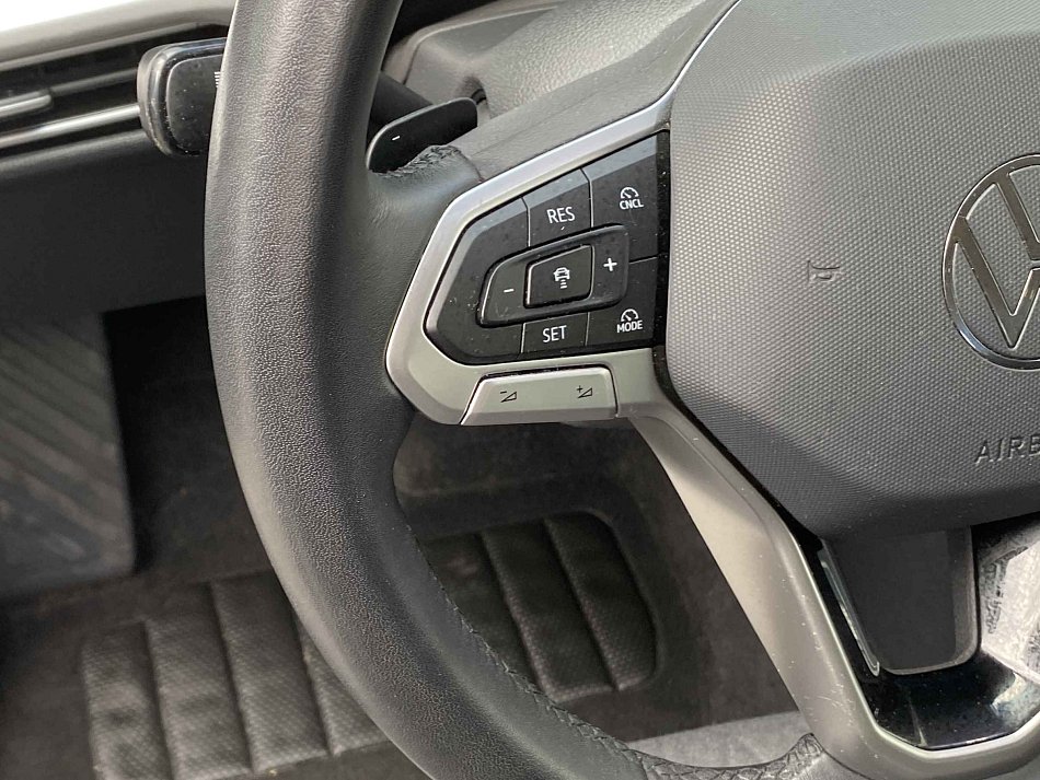 Volkswagen Golf 1.5e-TSi Life