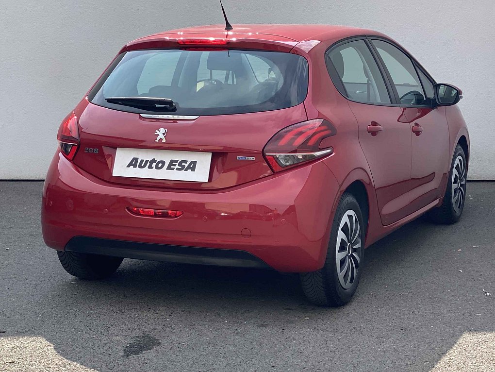 Peugeot 208 1.2PT 