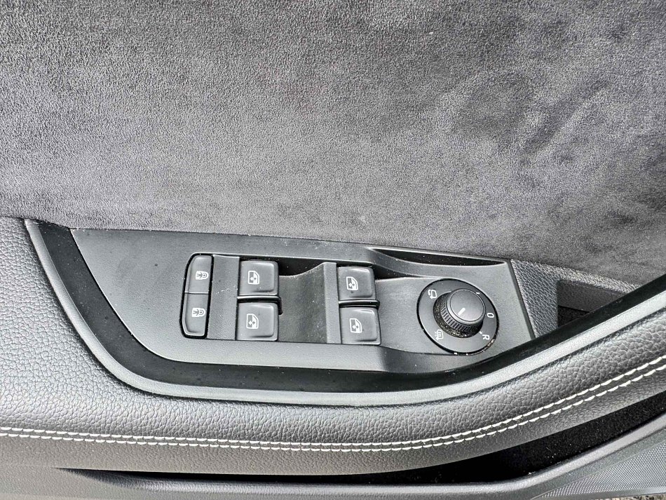 Škoda Superb III 2.0 TDi SportLine