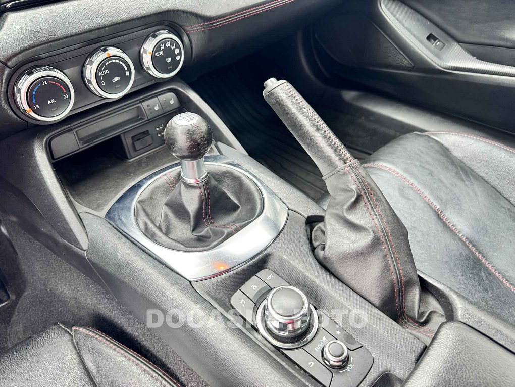 Mazda MX-5 2.0i 