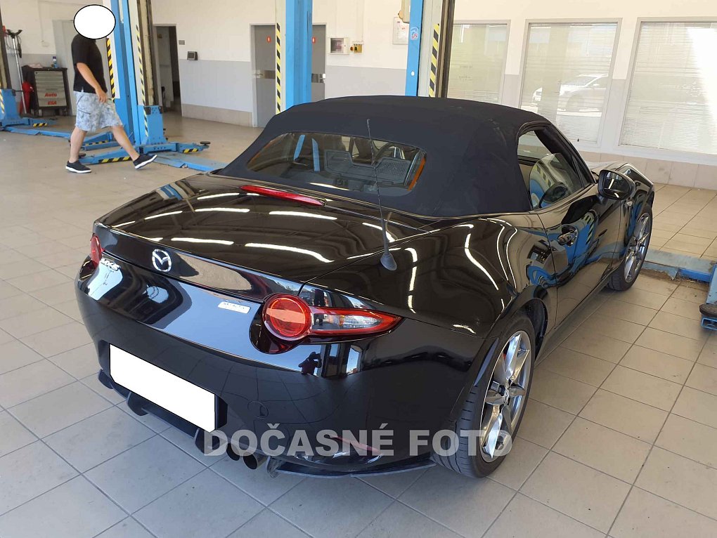 Mazda MX-5 2.0i 