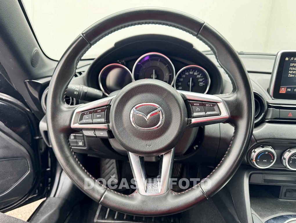 Mazda MX-5 2.0i 