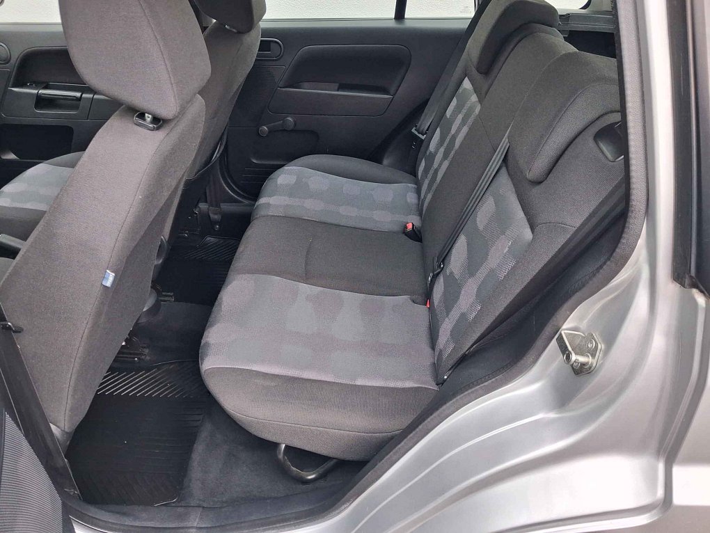 Ford Fusion 1.4i 