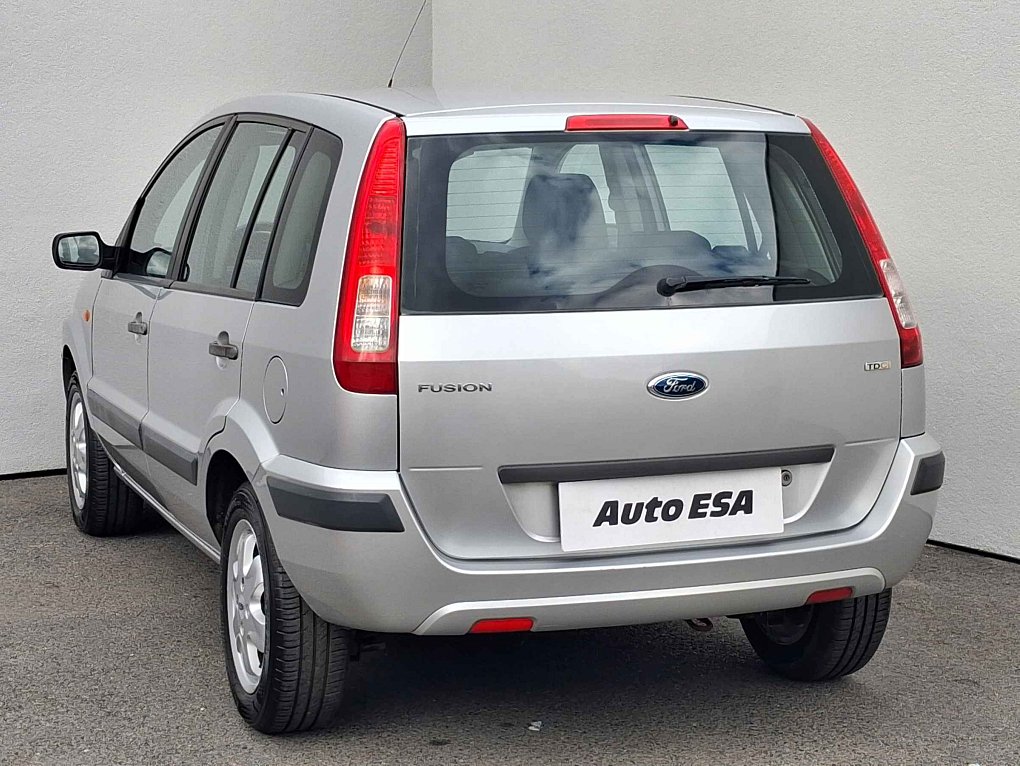 Ford Fusion 1.4i 