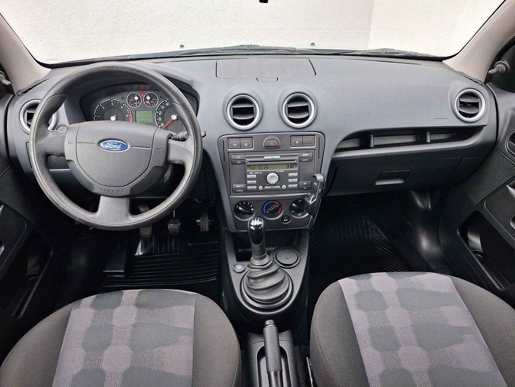 Ford Fusion 1.4i 