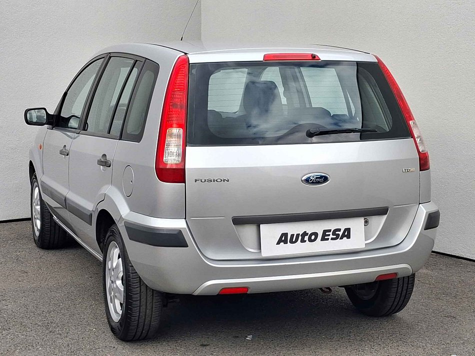 Ford Fusion 1.4i 