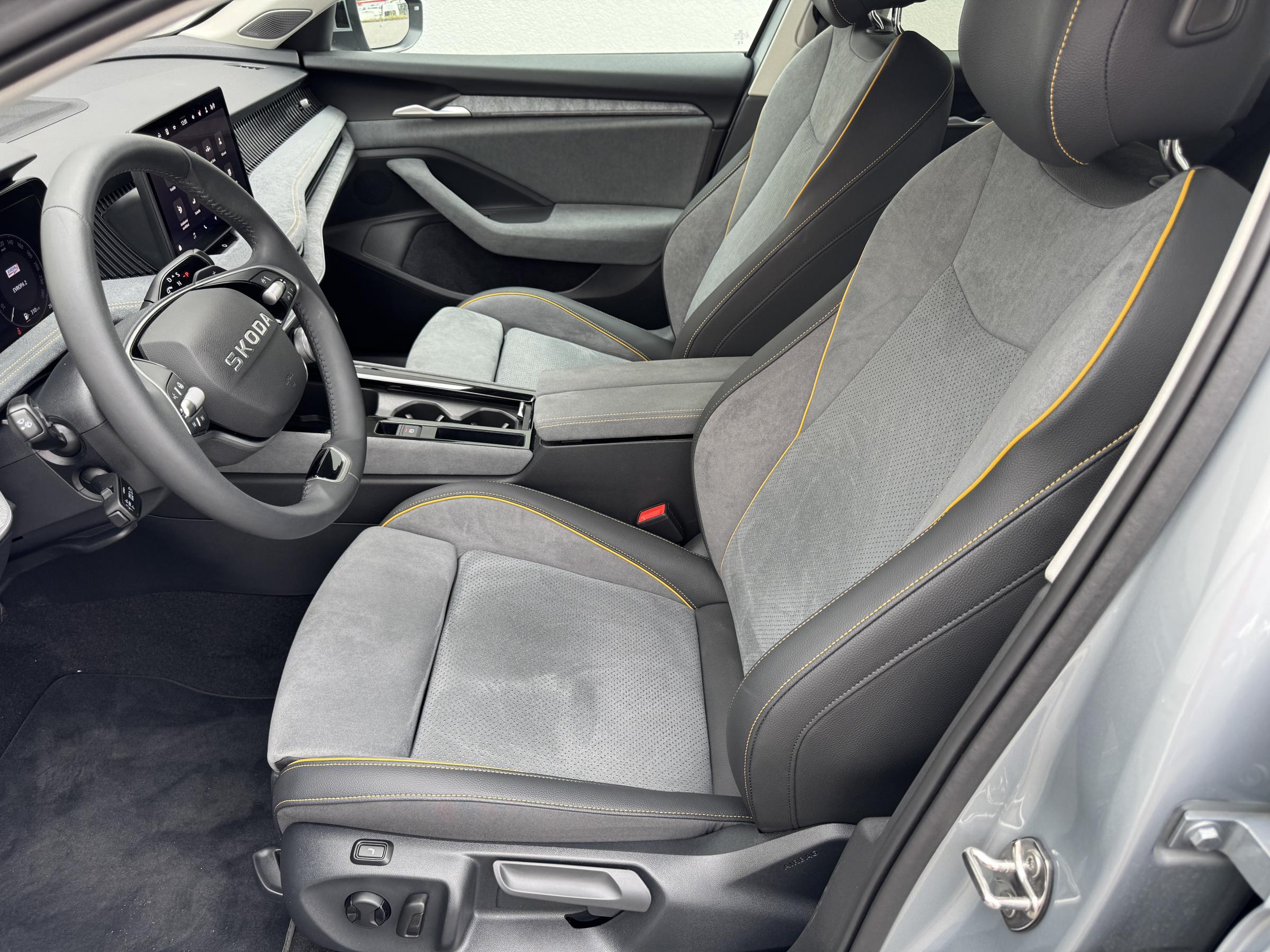 Škoda Superb IV, 2025 - pohled č. 11