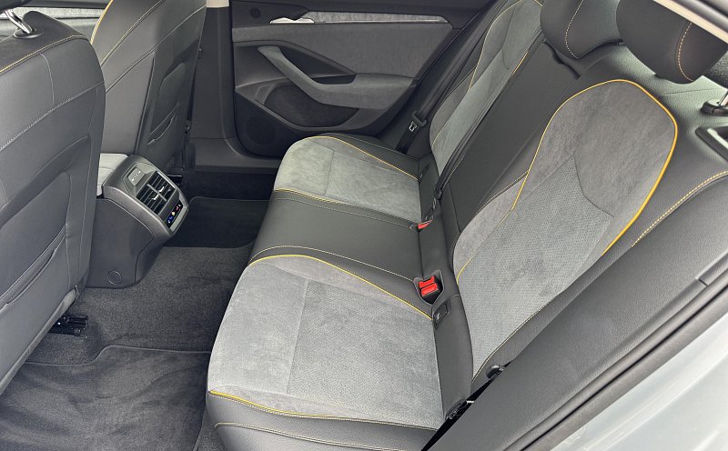 Škoda Superb IV 2.0 TDi Selection