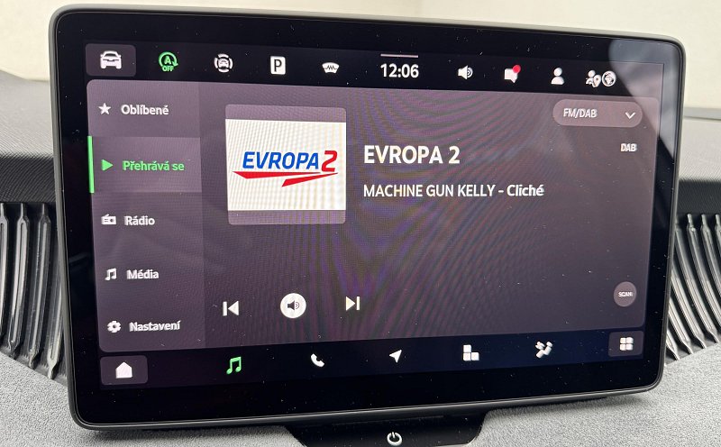 Škoda Superb IV 2.0 TDi Selection