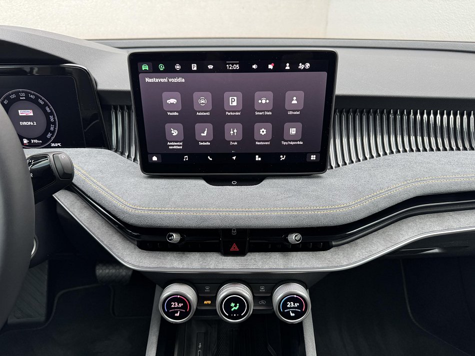 Škoda Superb IV 2.0 TDi Selection