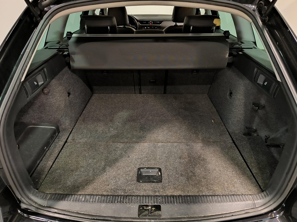 Škoda Octavia III 2.0 TDI Scout 4x4