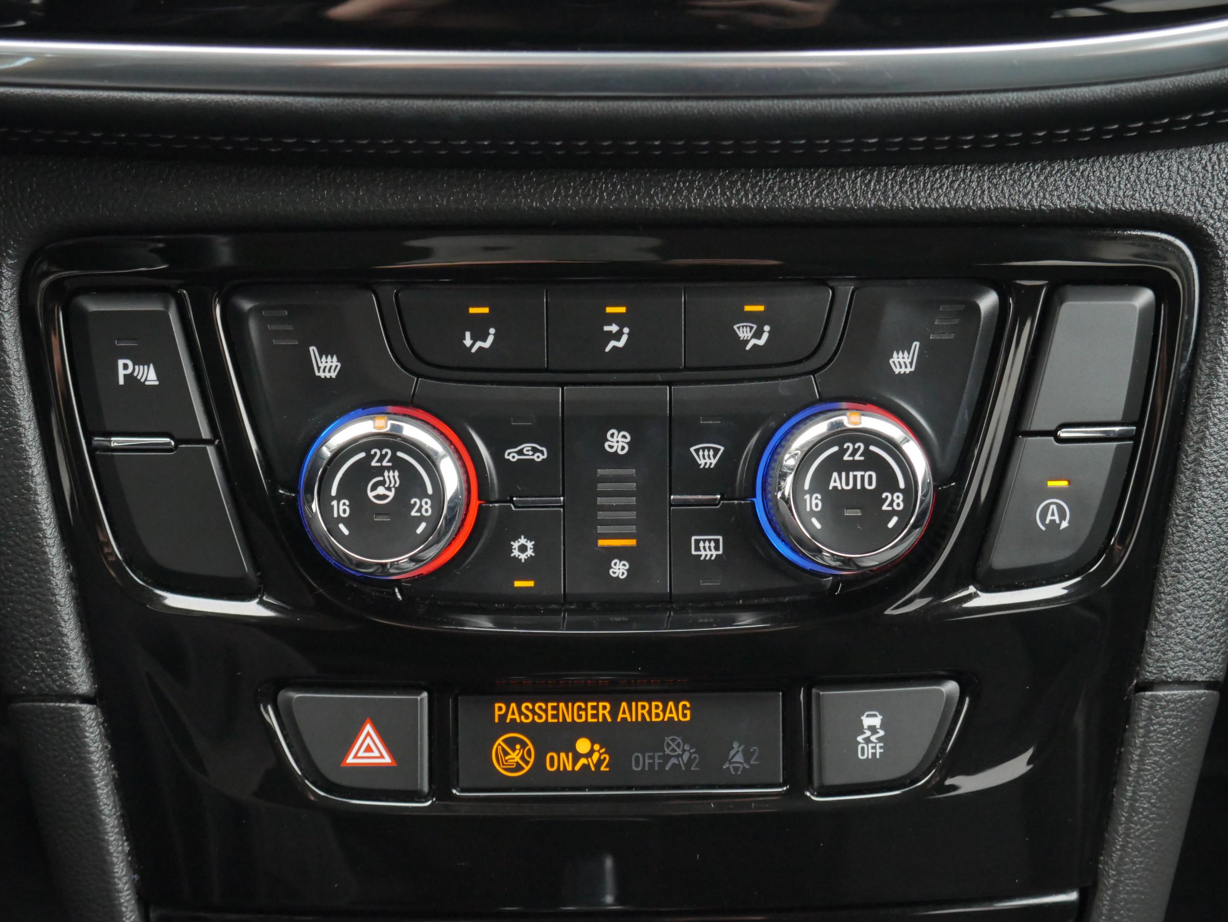 Opel Mokka, 2017 - pohled č. 15