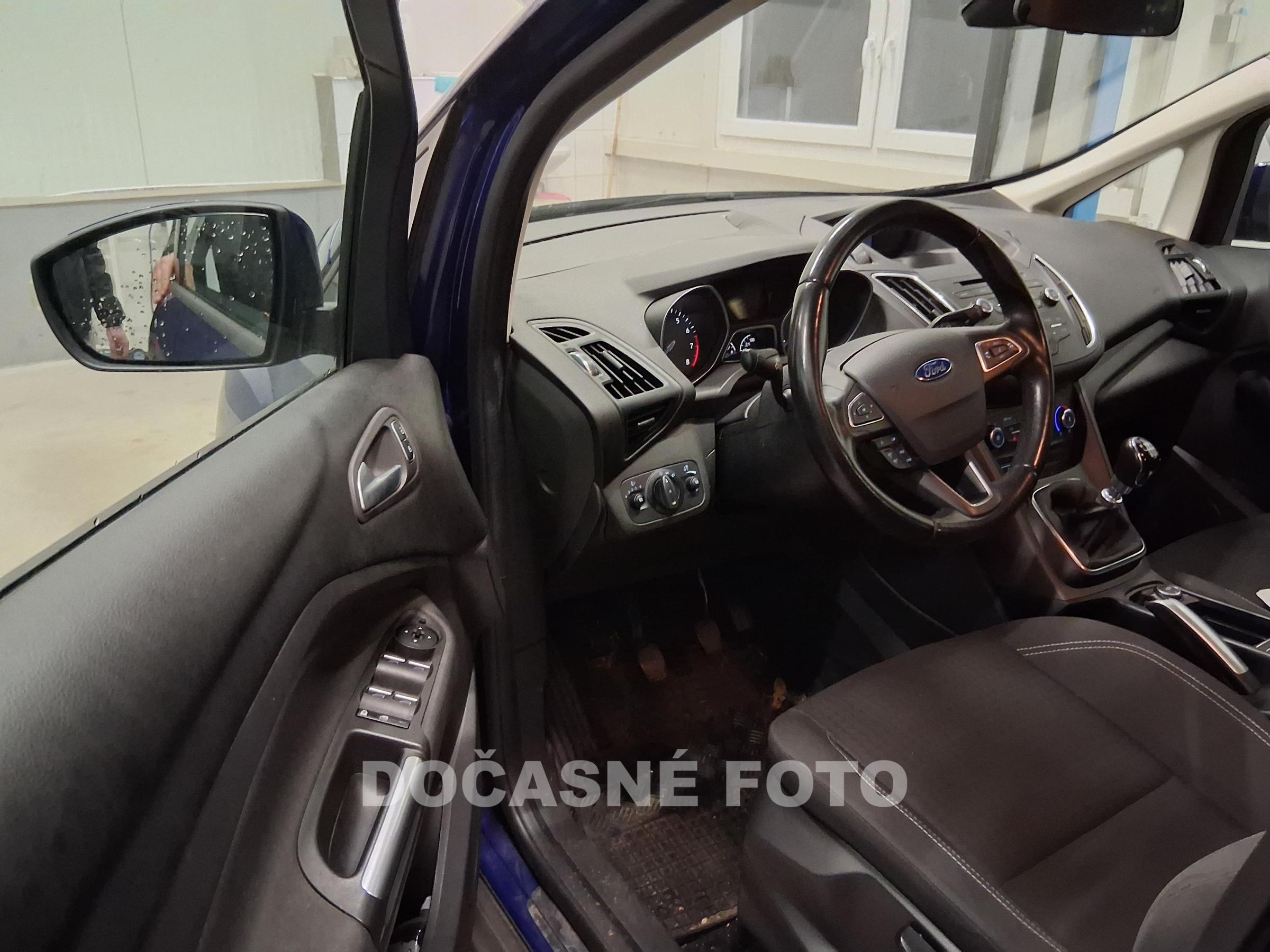 Ford C-MAX, 2016 - pohled č. 3