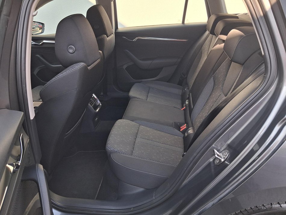 Škoda Octavia IV 2.0 TDi Style 4x4