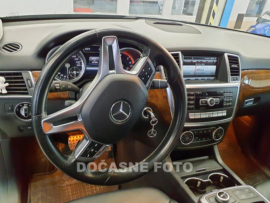 Mercedes-Benz Třída M 3.0CDI 