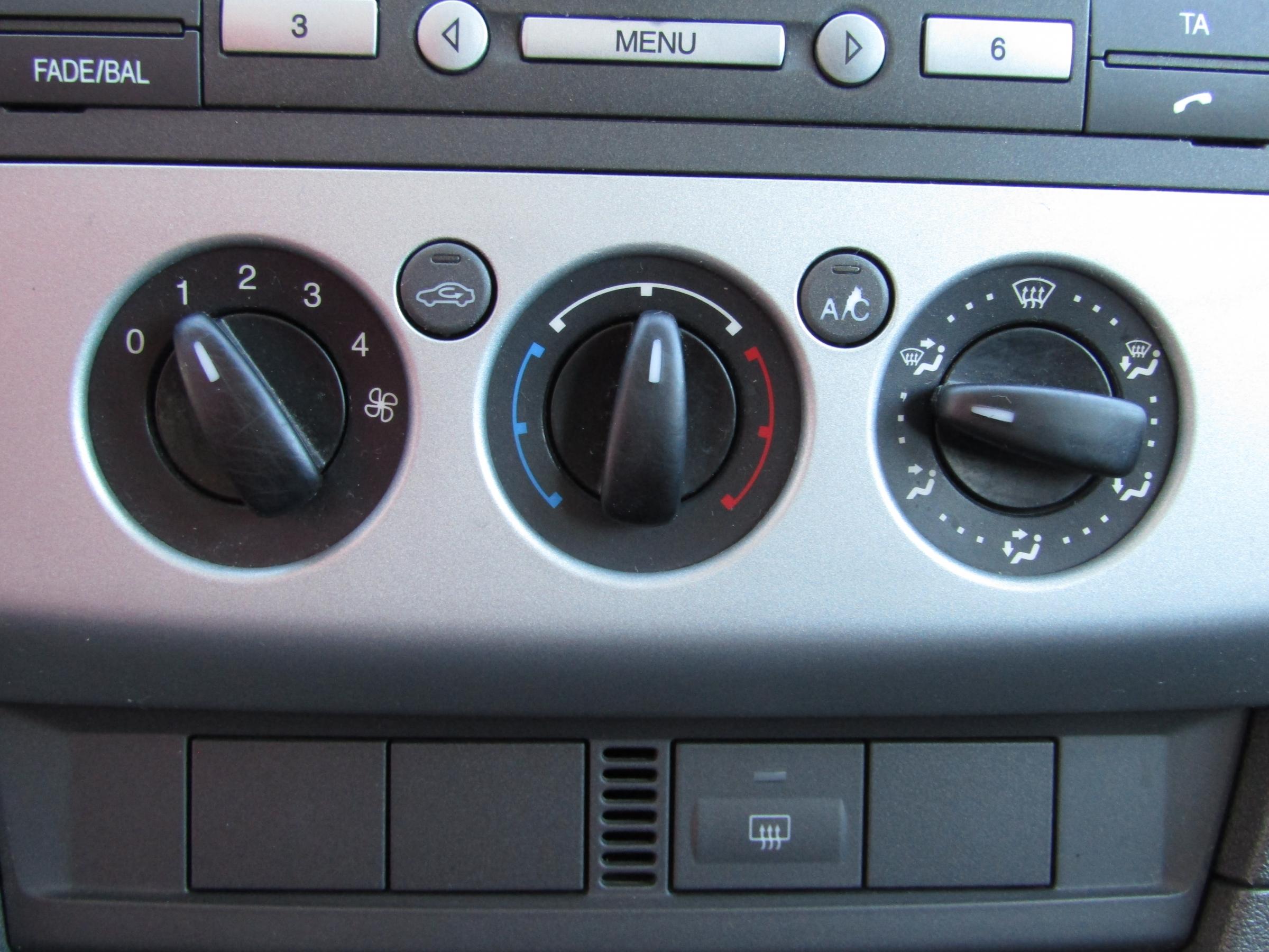 Ford Focus, 2005 - pohled č. 12