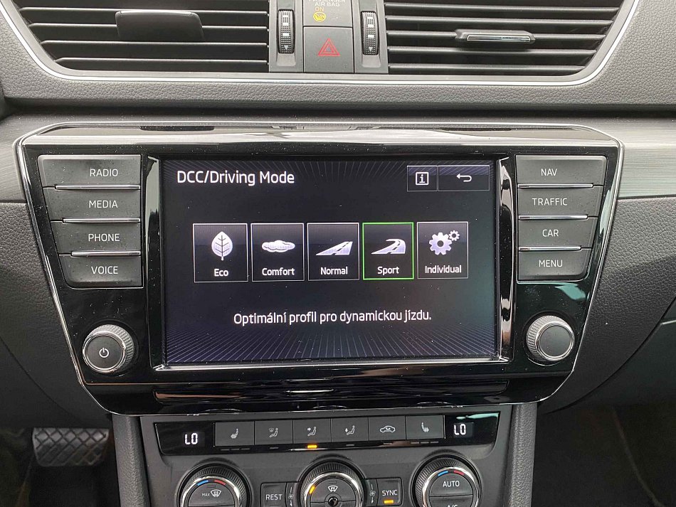 Škoda Superb III 2.0 TDi Style