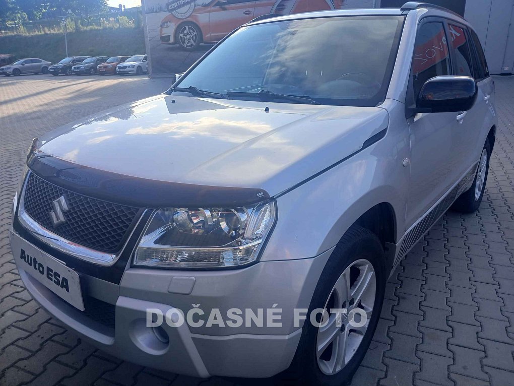 Suzuki Grand Vitara 2.0i  4x4