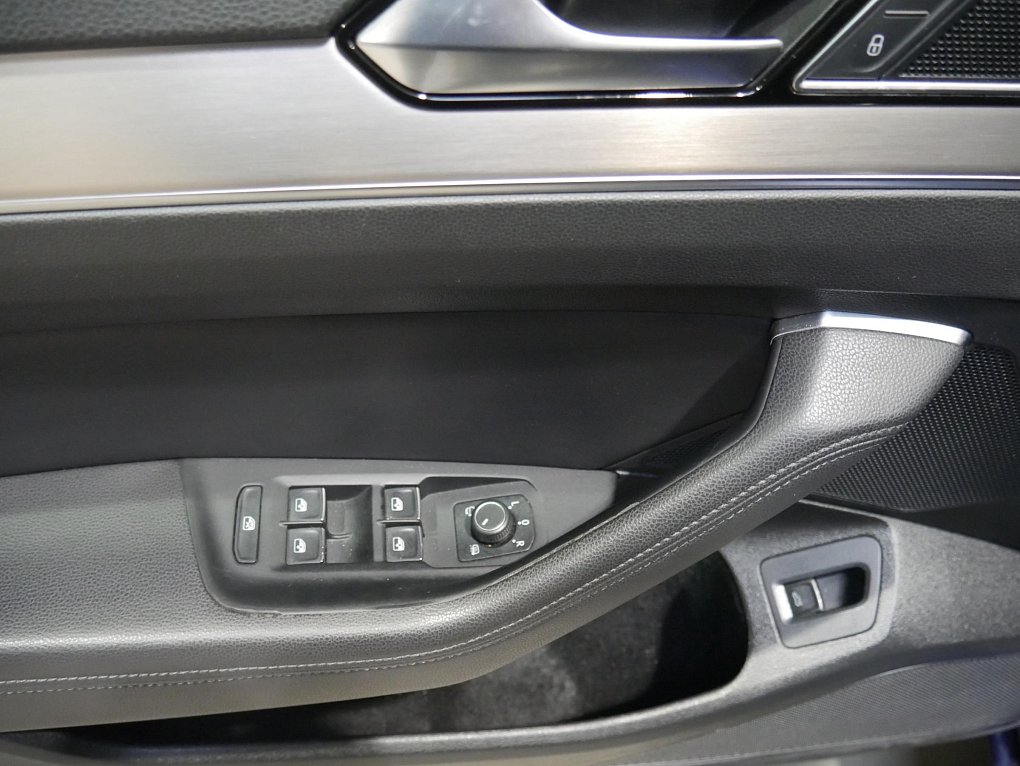 Volkswagen Passat 2.0TDi 