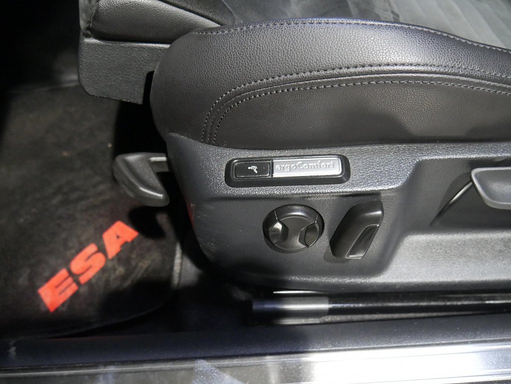 Volkswagen Passat 2.0TDi 