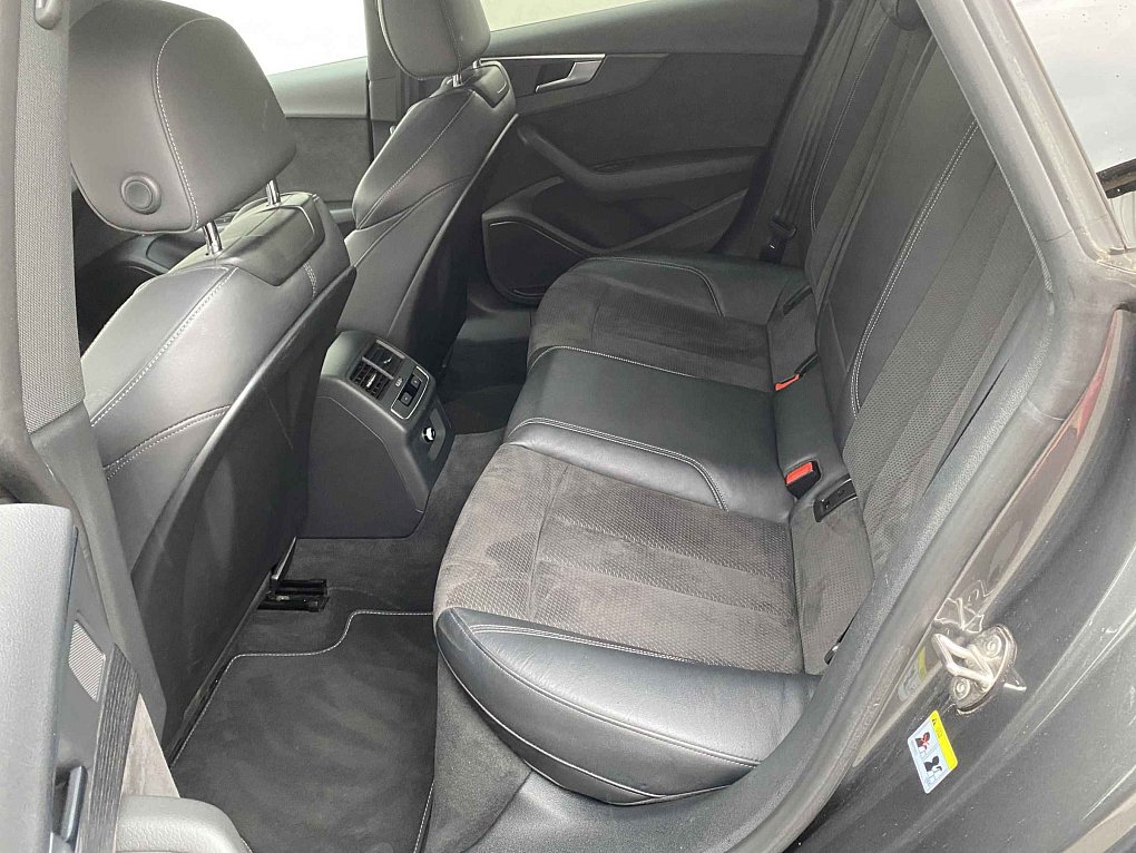 Audi A5 3.0 TDi S-line quattro