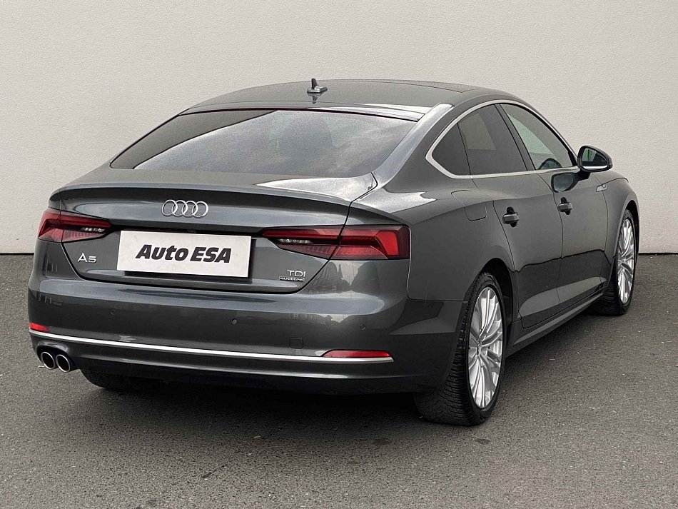 Audi A5 3.0 TDi S-line quattro