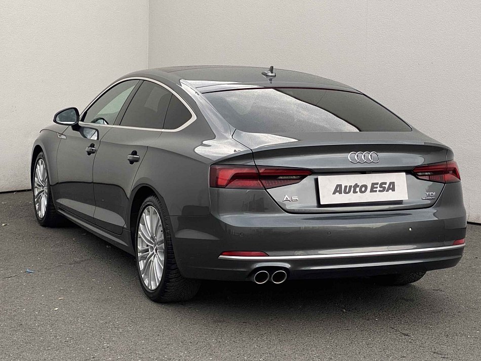 Audi A5 3.0 TDi S-line quattro
