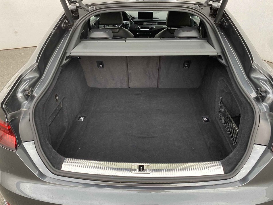 Audi A5 3.0 TDi S-line quattro