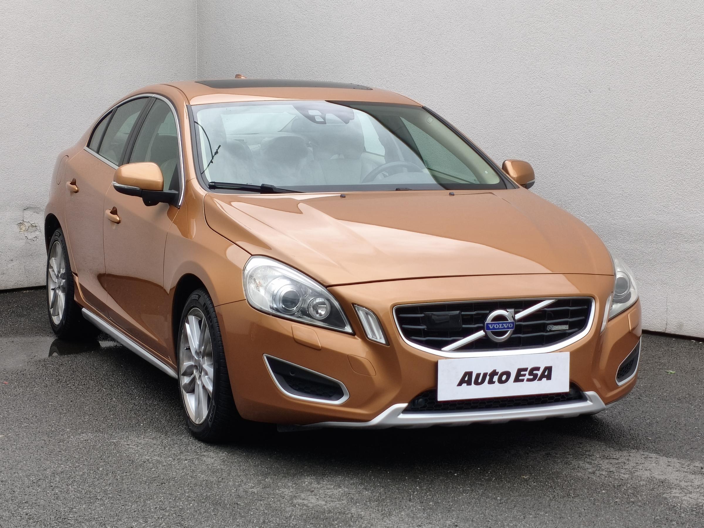 Volvo S60, 2010