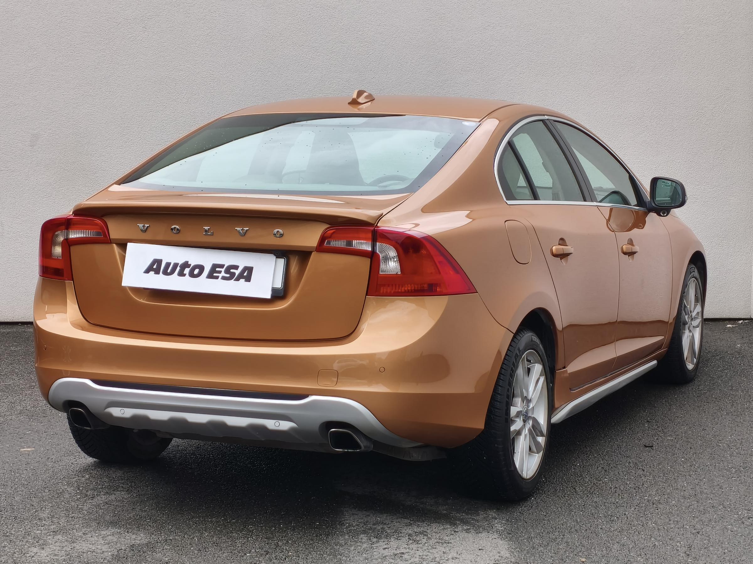 Volvo S60, 2010 - pohled č. 4