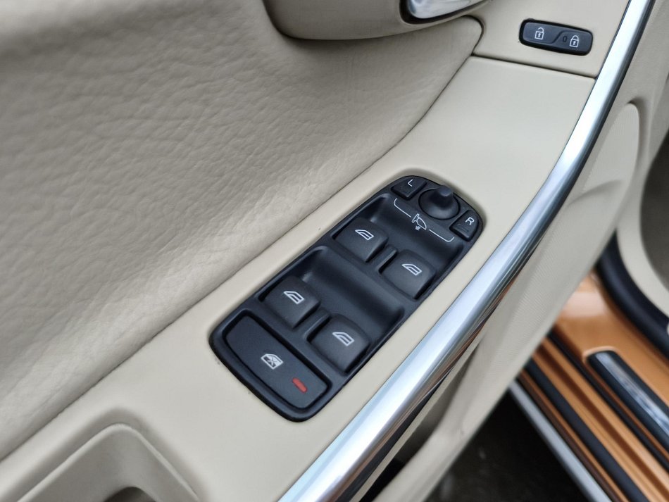 Volvo S60 2.0 T Summum