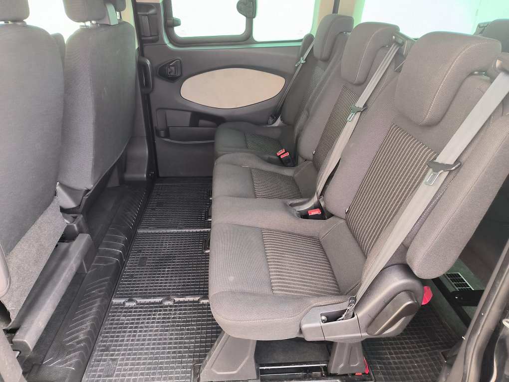 Ford Tourneo Custom 2.2TDCi Trend L2