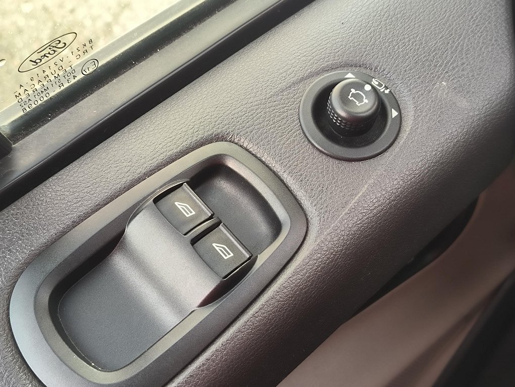 Ford Tourneo Custom 2.2TDCi Trend L2