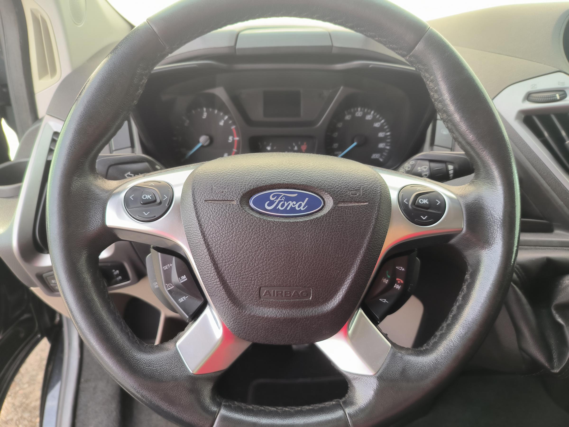 Ford Tourneo Custom, 2014 - pohled č. 17