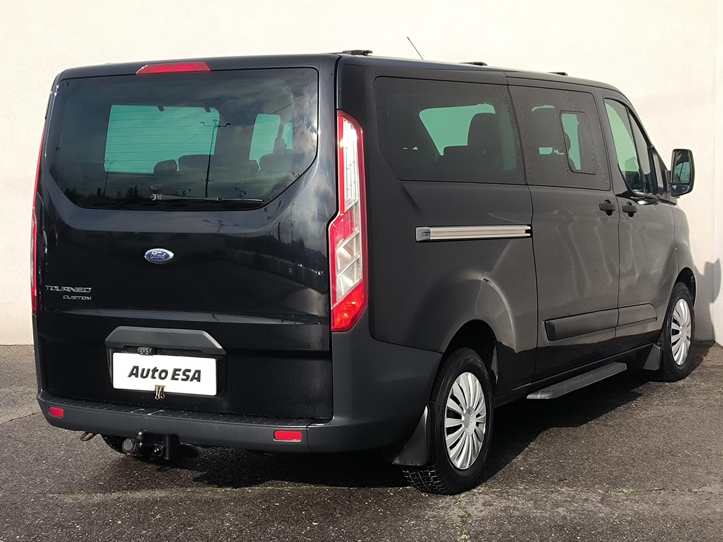 Ford Tourneo Custom, 2014 - pohled č. 4