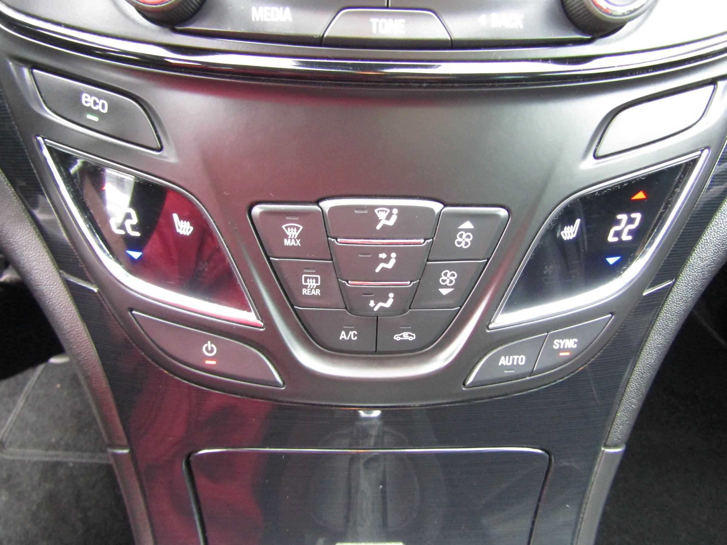 Opel Insignia, 2016 - pohled č. 18