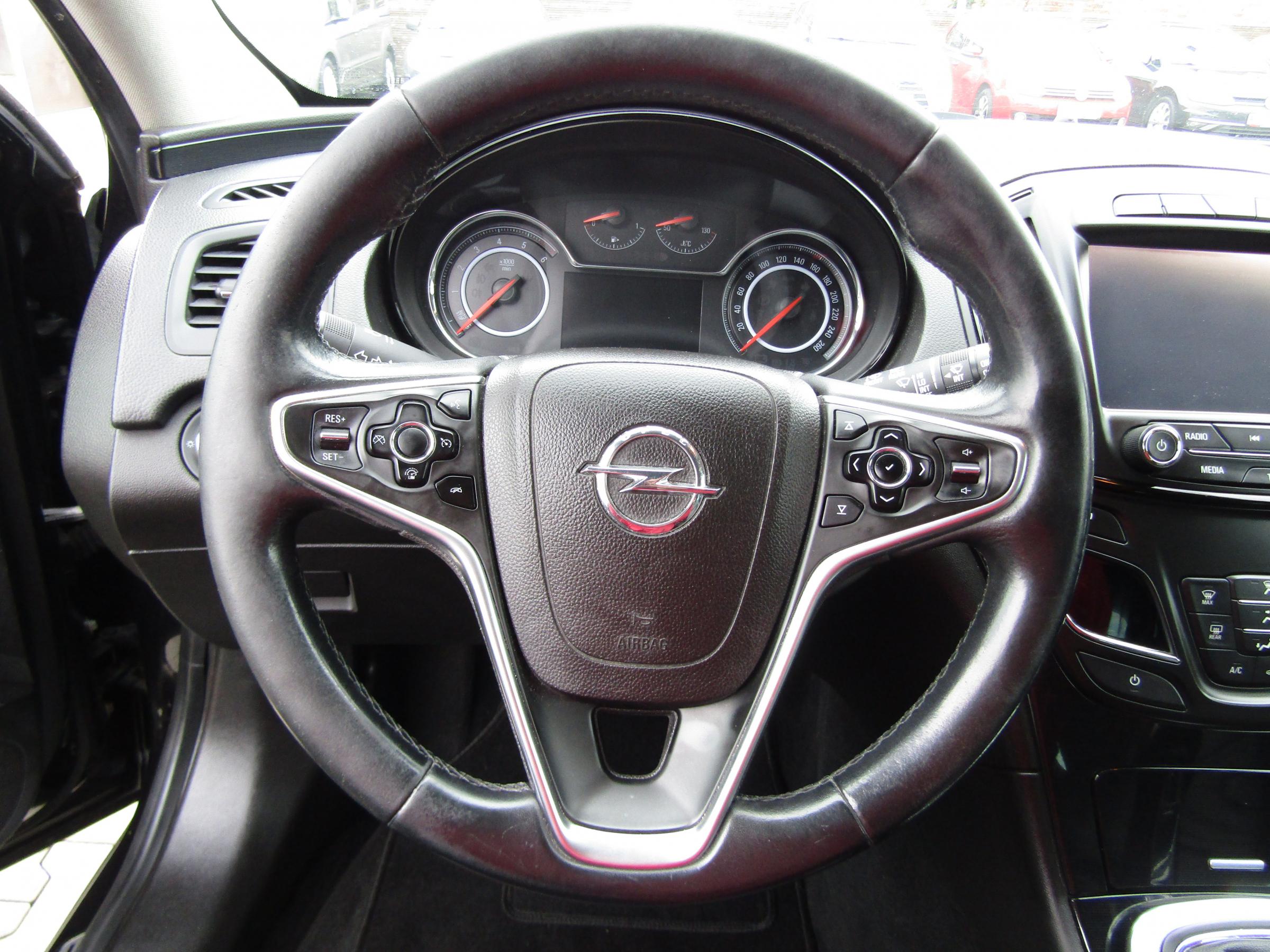 Opel Insignia, 2016 - pohled č. 20