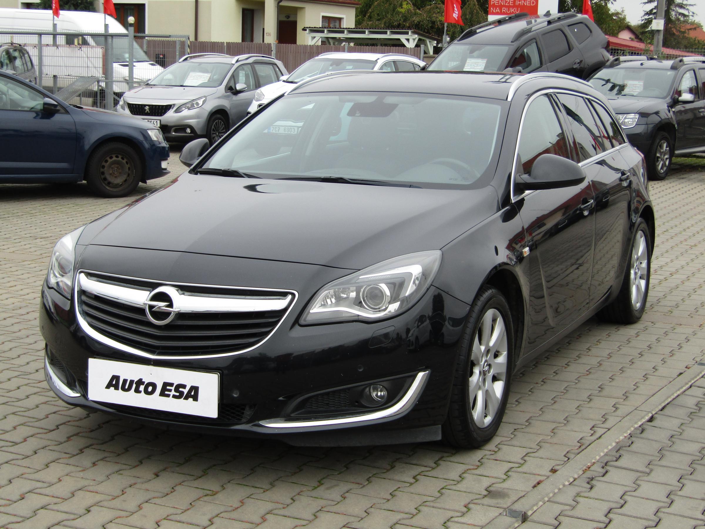Opel Insignia, 2016 - pohled č. 3
