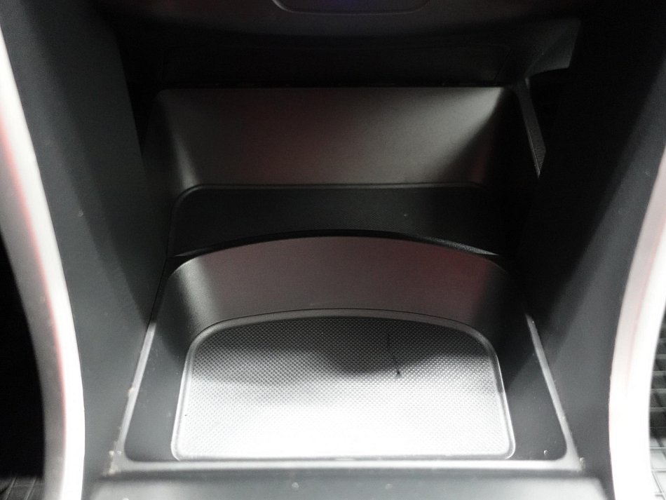 Hyundai Ix20 1.6 i Trikolor