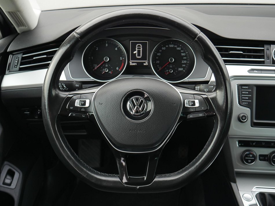 Volkswagen Passat 2.0 TDi 