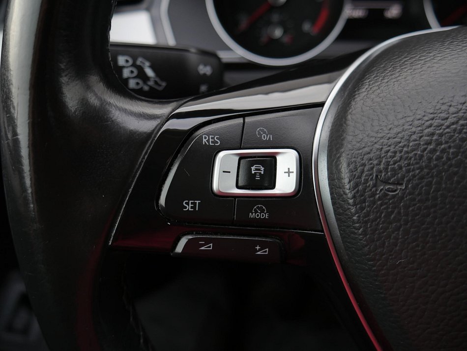 Volkswagen Passat 2.0 TDi 