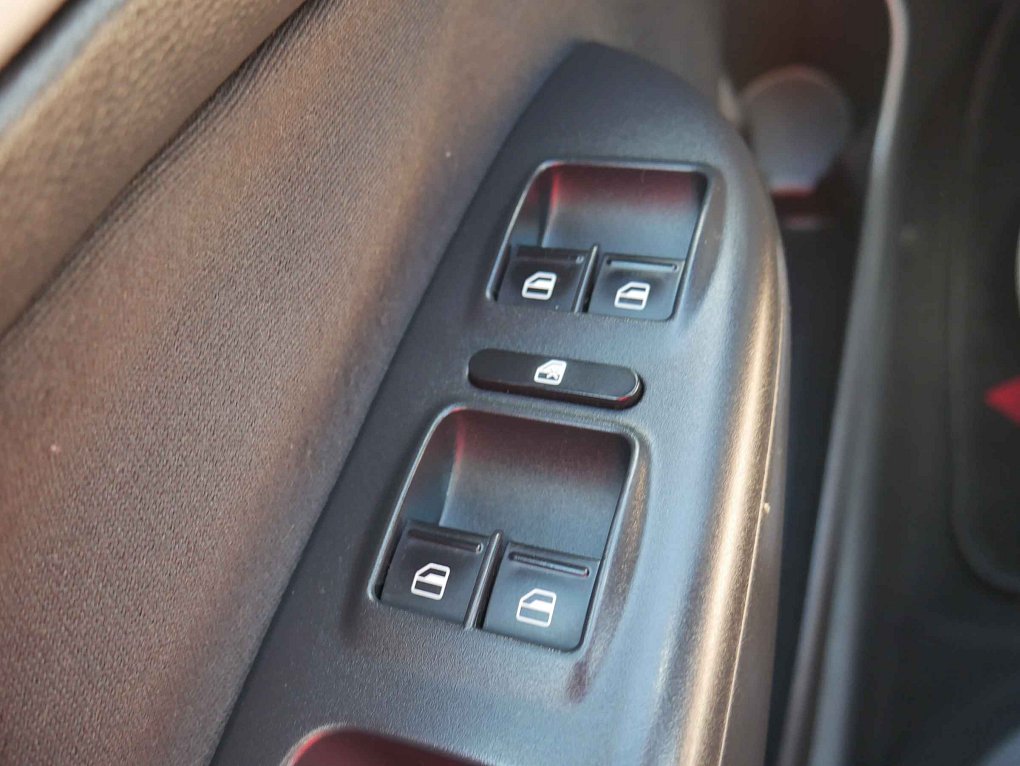 Škoda Octavia II 1.6 TDi Elegance