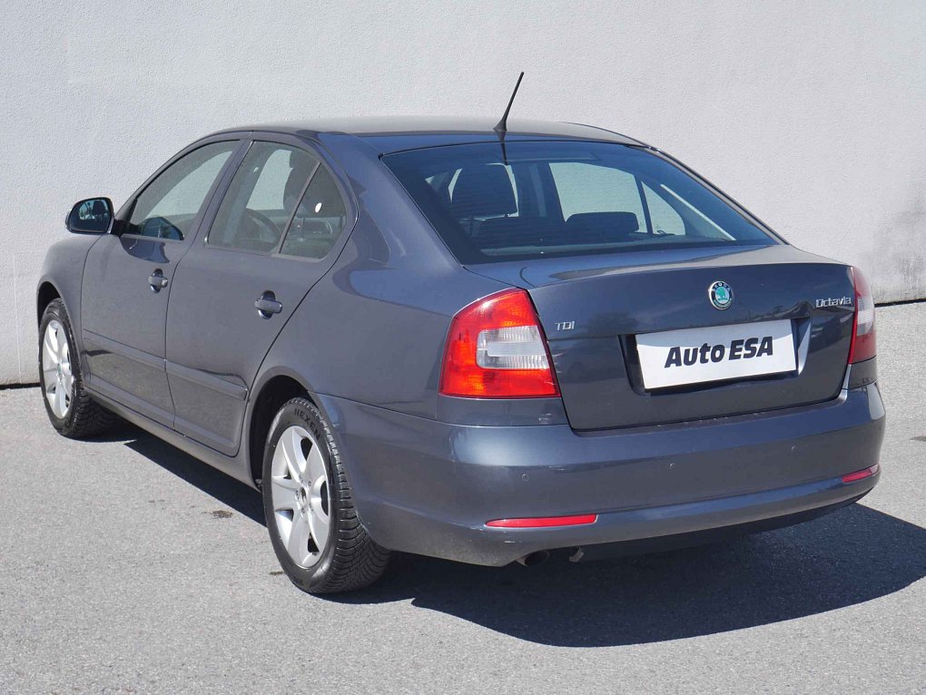 Škoda Octavia II 1.6 TDi Elegance