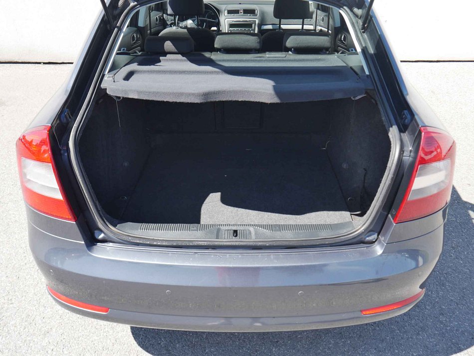 Škoda Octavia II 1.6 TDi Elegance